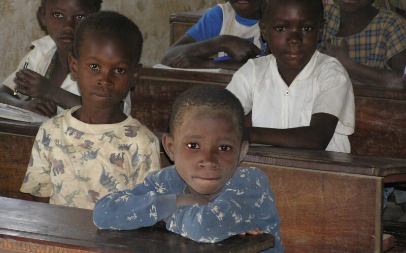 Combattere la Malnutrizione in Burkina Faso: Il Ruolo Cruciale del Progetto “Mangio Anch’Io” di Reach Italia